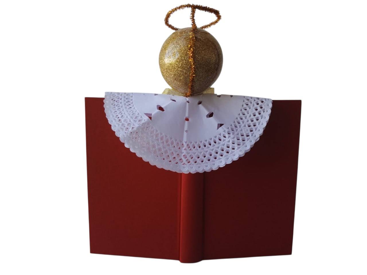 🌟 Angelito de Libros – Decoración Navideña Artesanal